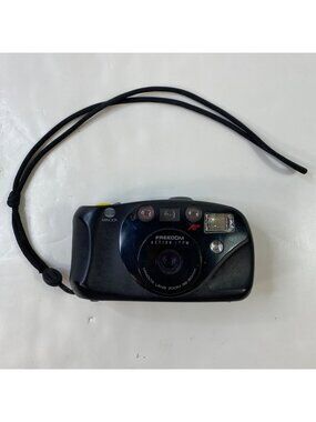 Minolta Freedom Action Zoom AF 35mm Film Camera Point & Shoot w/ flash